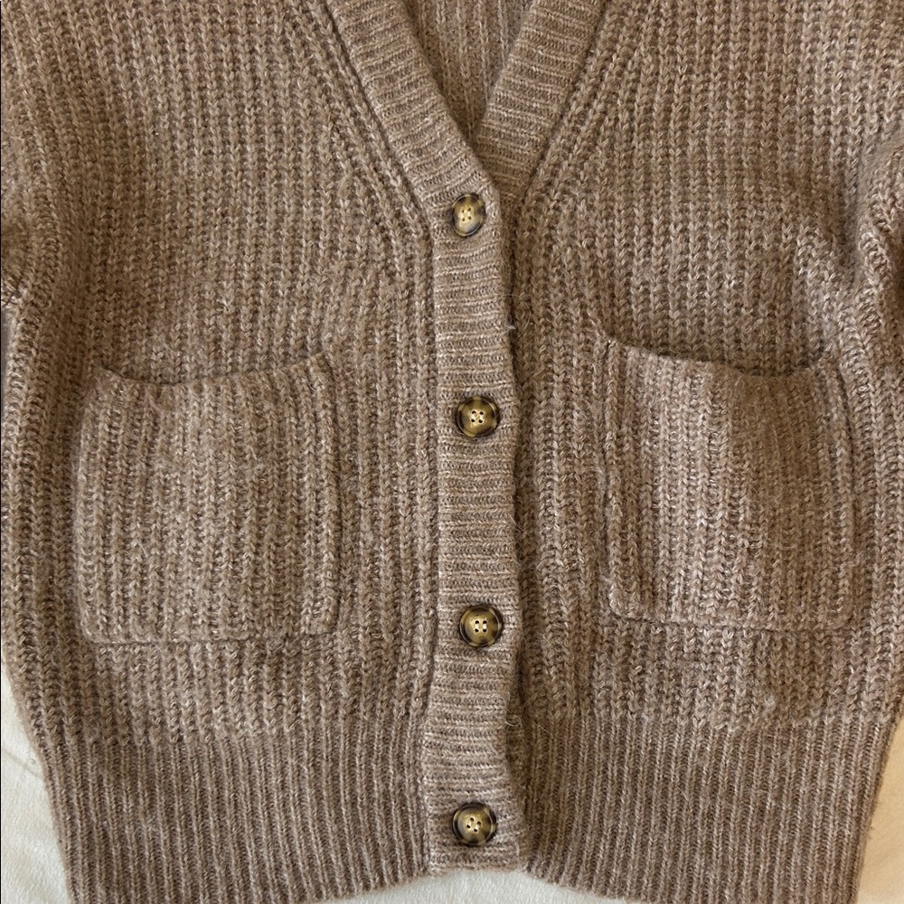 Zara Oversized Taupe Ribbed V-Neck Cardigan + Bonus separate Faux fur shawl - Picture 6 of 14
